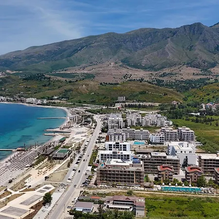Seaside Serenity Palm - Happy Vlorë